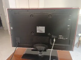 Televisor Samsung Negro 32 pulgadas.