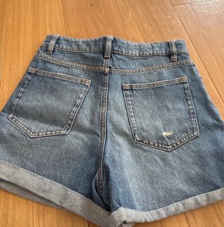 Shorts vaqueros Stradivarius T.34
