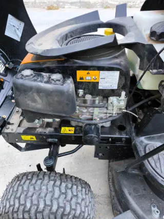 Tractor cortacésped McCulloch