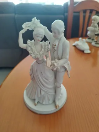Figuras de porcelana pareja