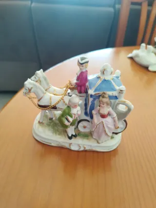 Figuras de porcelana pareja