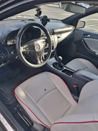 Mercedes-Benz Clase C 2001