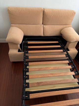 Sofá cama 1 plaza tono arena muy buen estado.