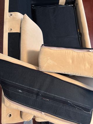 Sofá cama 1 plaza tono arena muy buen estado.