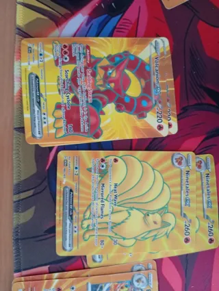 Caja Pokémon Mega Evolution Phantasmal Flames