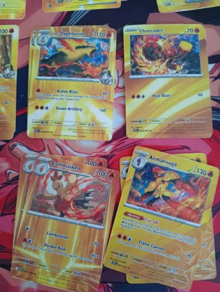 Caja Pokémon Mega Evolution Phantasmal Flames