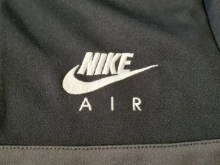 Sudadera deportiva Nike Air