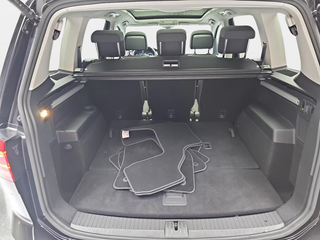 Volkswagen Touran TOURAN 2024 1.5 TSI DSG R-LINE