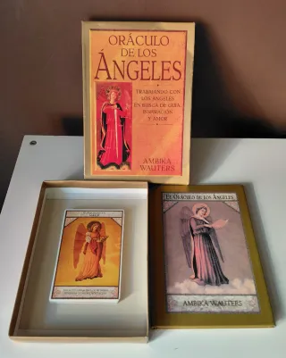 Oráculo de los Ángeles de Ambika Wauters