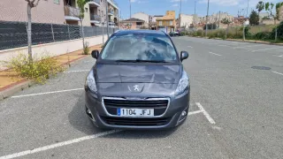 Peugeot 5008 1.6 bluehdi Style