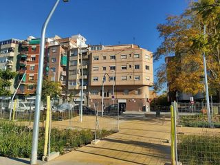 Local comercial en venta en Riu en Santa Coloma de Gramanet