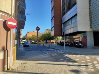 Local comercial en venta en Riu en Santa Coloma de Gramanet