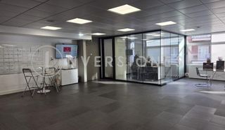 Oficina en alquiler en Les Corts en Barcelona