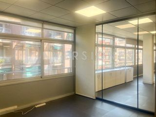 Oficina en alquiler en Les Corts en Barcelona