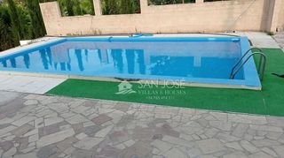 Chalet en venta en Novelda