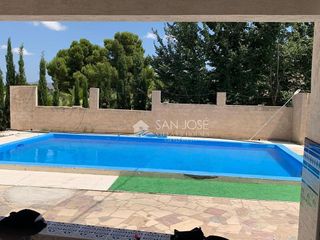 Chalet en venta en Novelda