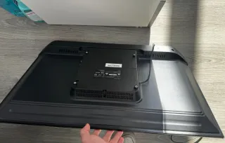 Televisor PEAQ 32 seminuevo