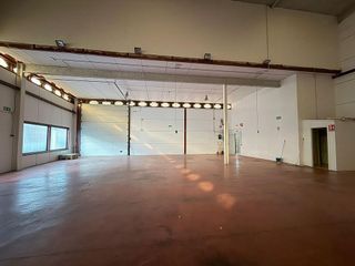 Nave industrial en alquiler en Churriana en Málaga