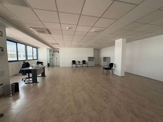 Nave industrial en alquiler en Churriana en Málaga