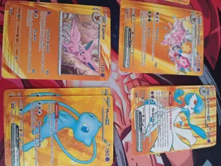 Cartas Pokémon Snorlax y Squawkabilly GX