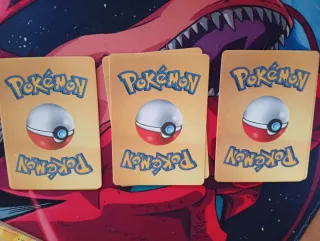 Cartas Pokémon Snorlax y Squawkabilly GX