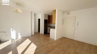 Piso en venta en Montemar en Torremolinos