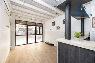 Local comercial en venta en Barrio de Zaidín en Granada