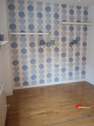 Piso en venta en Santa Rosa - Valdeolleros en Córdoba