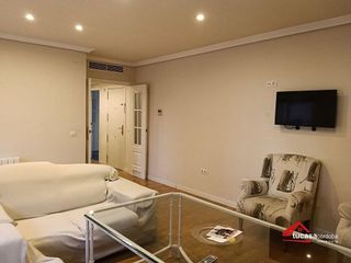 Piso en venta en Santa Rosa - Valdeolleros en Córdoba