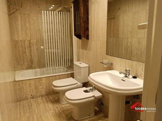 Piso en venta en Santa Rosa - Valdeolleros en Córdoba