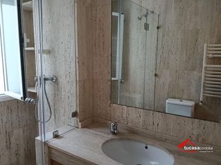 Piso en venta en Santa Rosa - Valdeolleros en Córdoba