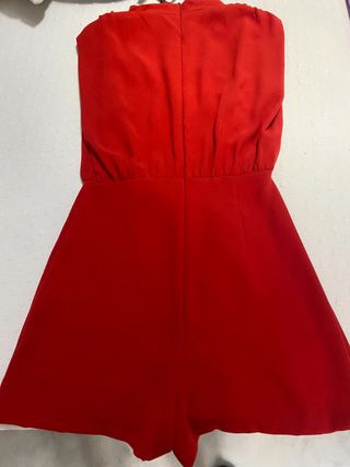Mono corto cruzado rojo Zara botones dorados