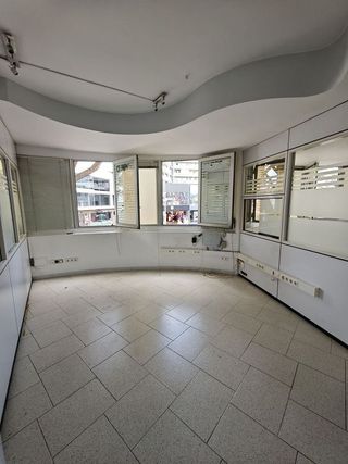 Oficina en alquiler en Platja Llarga en Castell-Platja d´Aro