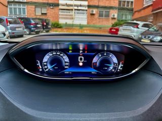 Peugeot 5008 2020 AllurePureTech 1.2 130CV 7PLAZAS