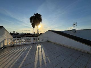 Chalet en venta en La Siesta - El Salado - Torreta en Torrevieja