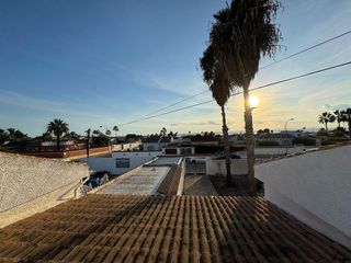 Chalet en venta en La Siesta - El Salado - Torreta en Torrevieja