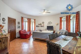 Chalet en venta en Residencial Triana - Barrio Alto en Gabias (Las)