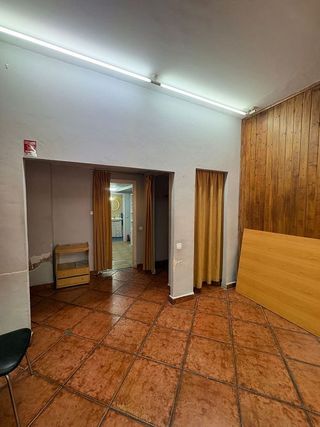 Local comercial en alquiler en La Petxina en Valencia