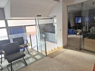 Local comercial en venta en Centro en Almería