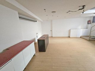 Local comercial en venta en Centro en Almería