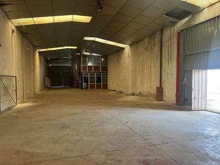 Nave industrial en venta en Meco pueblo en Meco