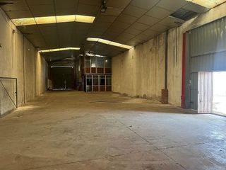Nave industrial en venta en Meco pueblo en Meco