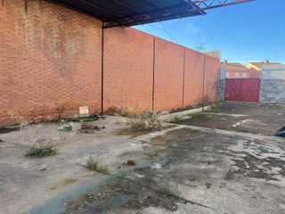 Nave industrial en venta en Meco pueblo en Meco