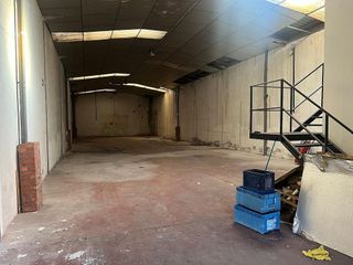 Nave industrial en venta en Meco pueblo en Meco