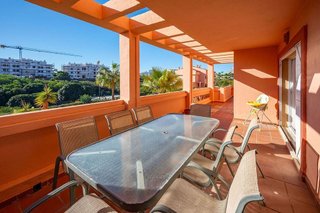 Piso en venta en Calaburra - Chaparral en Mijas
