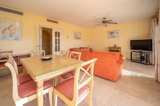 Piso en venta en Calaburra - Chaparral en Mijas