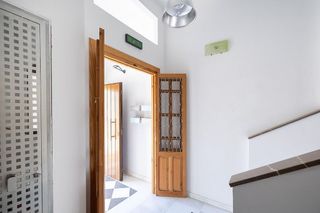 Edificio en venta en Zubia (La)