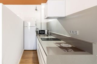 Edificio en venta en Zubia (La)