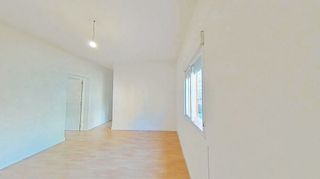 Piso en venta en Peñagrande en Madrid