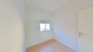 Piso en venta en Peñagrande en Madrid